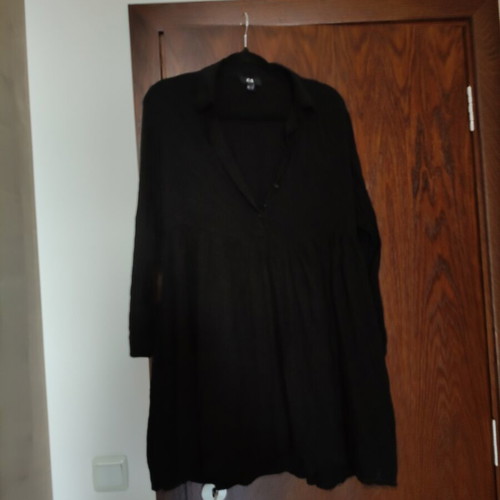 C&A dress black XL like new, modern and feminine