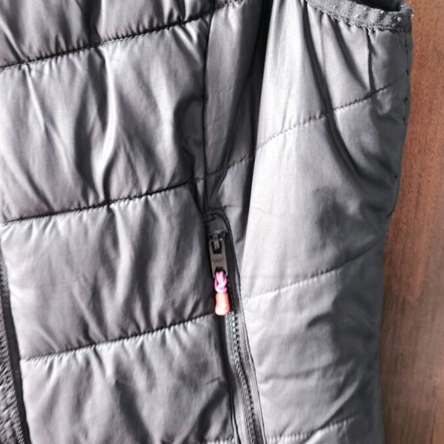 H&M sleeveless women's jacket black like new, size 42