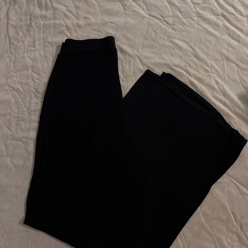 Boohoo Supersoft Black Pants like new, size M/L