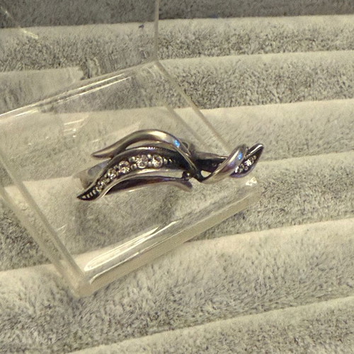 Jenavi silver ring new with Swarovski crystals
