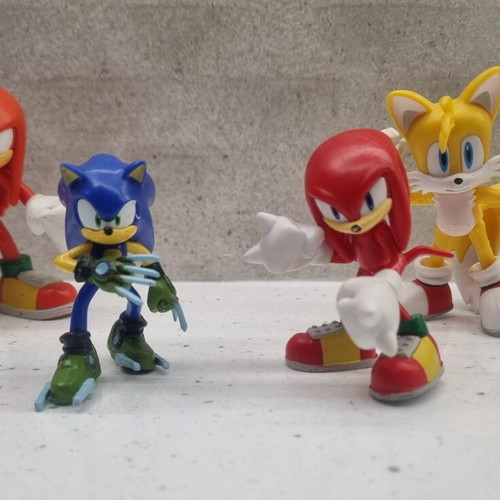 Sonic figures used, pack