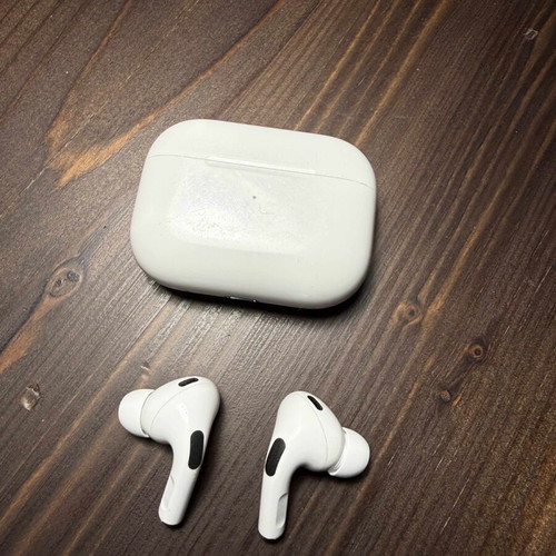 AirPods Pro (2nd generation) used, in very good condition