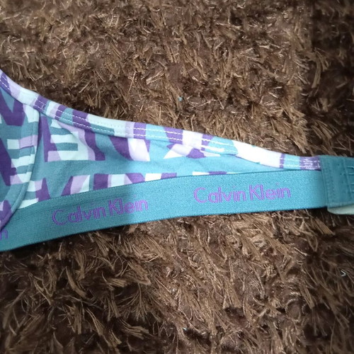 Calvin Klein women's bra used, size 70/b, gray and purple
