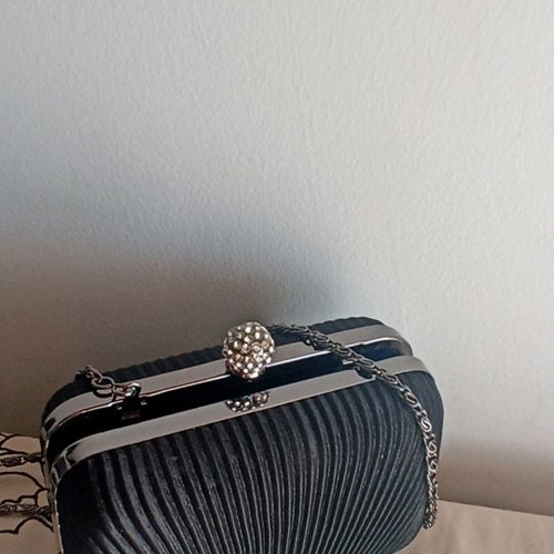 Τσαντάκι βραδινό clutch σαν καινούργιο, μαύρο