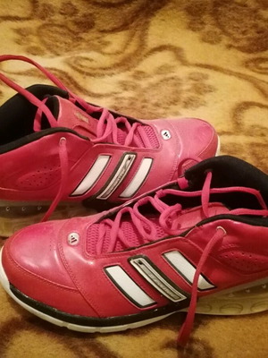 Παπούτσια Adidas Bounce σαν καινούργια