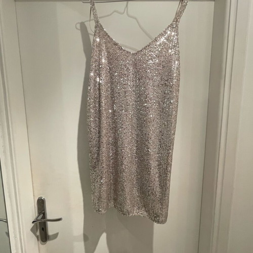 Pull & Bear gold sequin top like new