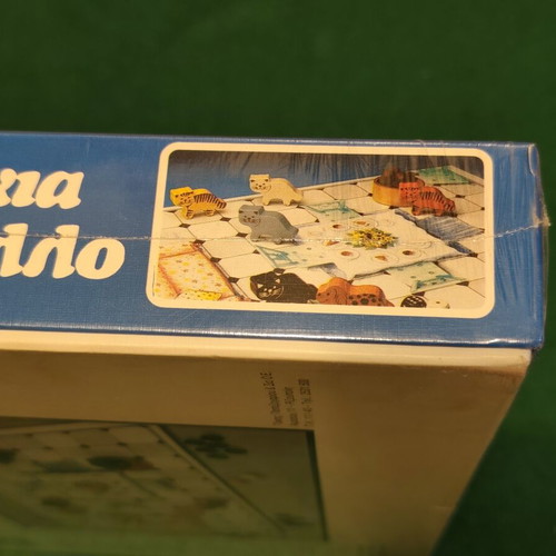 Ta Gatakia kai o Bello vintage board game, Dourios, sealed