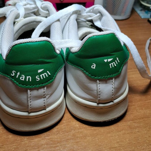 Children's sneakers used, size 36, neutral with wear