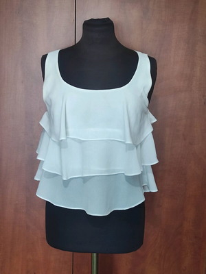 BSB Sleeveless Blouse with Layered Ruffles like new, white