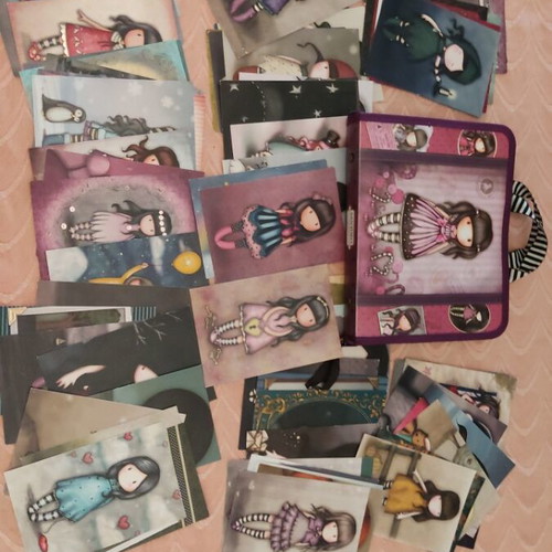 Santoro Gorjuss postcard set with carrying case