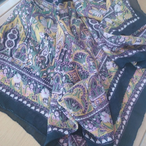 Large Scarf Shawl 110x110 Boho Ethnic Pattern like new