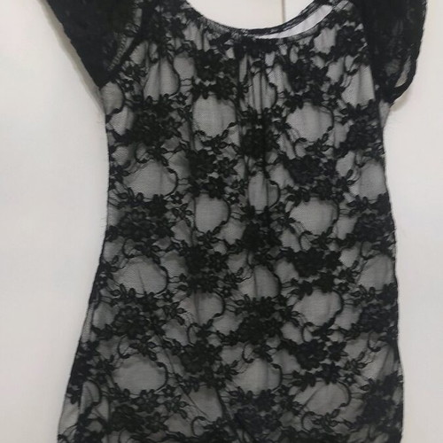 Lace blouse one size like new