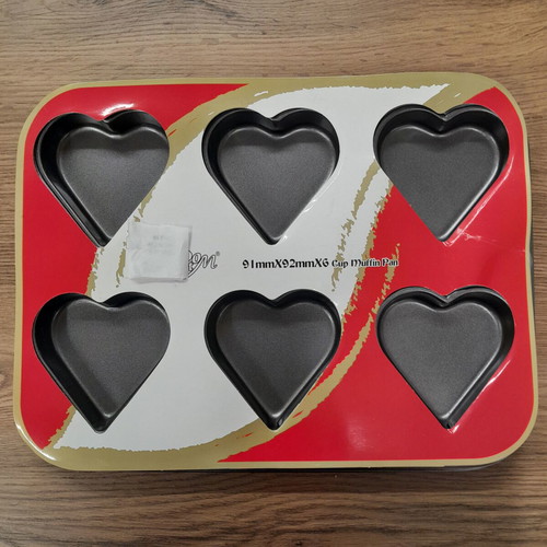 Nonstick Heart-Shaped Baking Pan 34x26cm New
