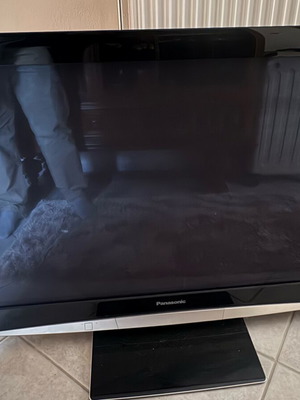 Panasonic VIERA 46" Plasma TH-46PZ80EA употребяван, Full HD с дистанционно