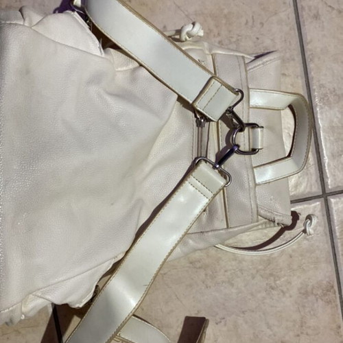 Doca beige backpack with rose design