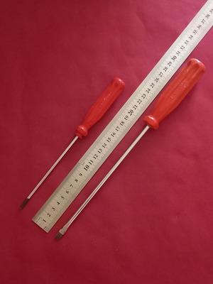 Flat screwdrivers from Italy, 32 cm and 22 cm