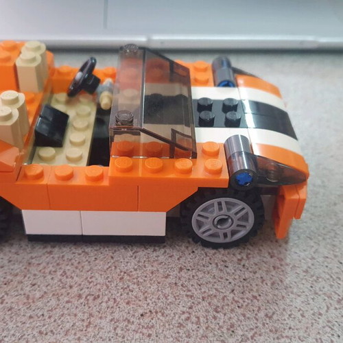 Lego Creator Sunset Speeder 31017 used without instructions and box