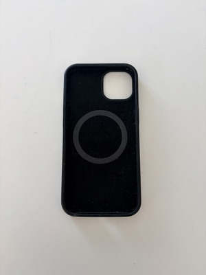 iPhone 16 case no name black like new