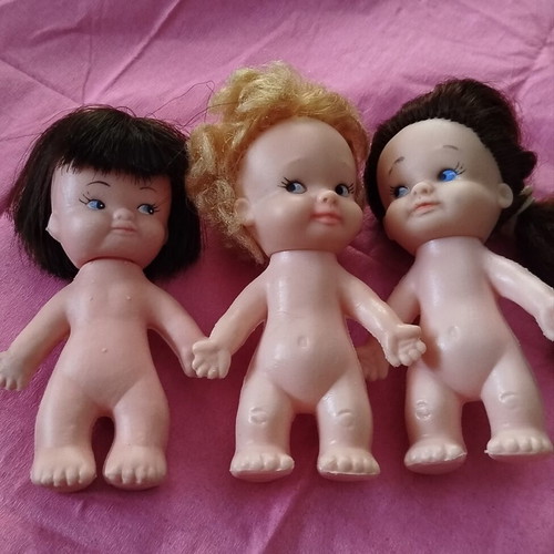 Vintage Pee-Wees pocket dolls set of 3, like new, 1960s