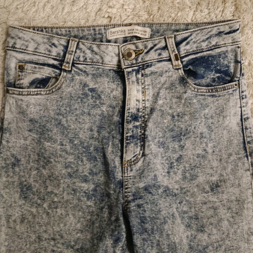Bershka Jeans no28 used, skinny, elastic, high waist