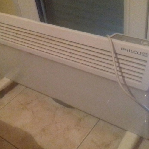 Philco portable space heater used 2000 watt with electronic thermostat