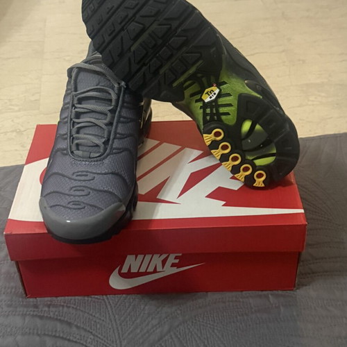 Nike Air Max Plus TN sneakers new, grey and green, size 44