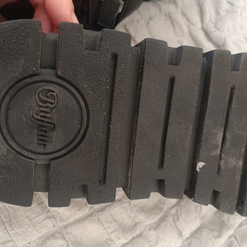 Buffalo London Chunky Sandals black size 39 like new