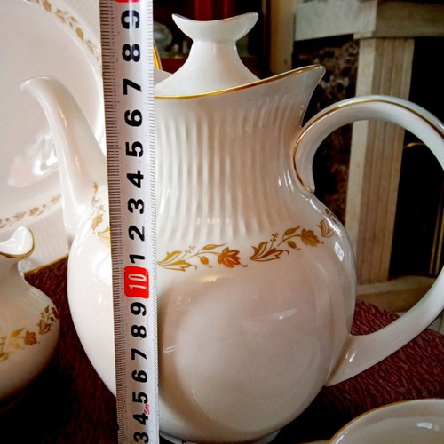 Royal-Doulton Fairfax tea set 24 pcs