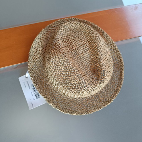 Guy Laroche straw hat new, size S, beige for 4-year-old child