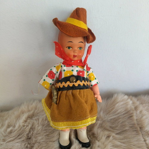Celluloid pistoleiro doll used with original clothes 1960-70