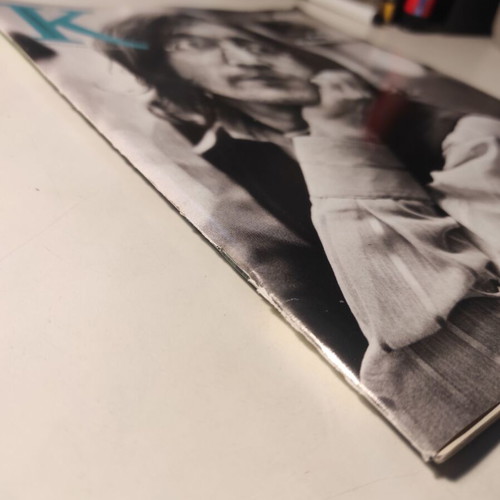 Magazine K issue 252 like new with Linda McCartney's lens