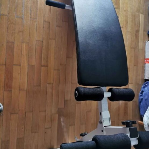 Abdominal bench used with minor marks