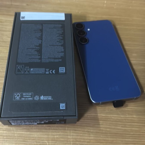 Samsung Galaxy S25 FE smartphone, navy, 8GB RAM, 128GB storage