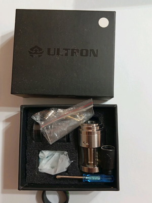 E-cigarette pack used with atomizers and mods