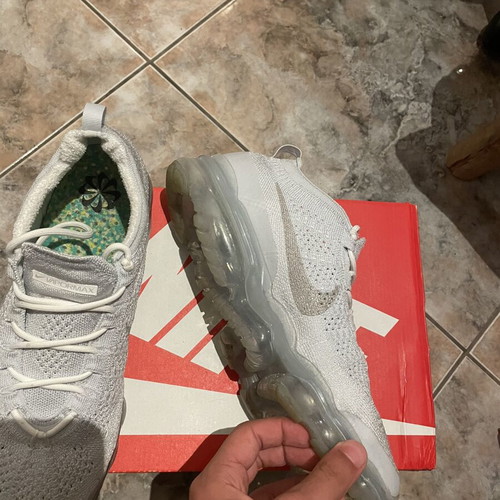 Nike Vapormax sneakers size 44 like new, white