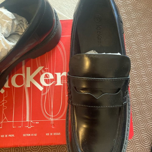 Kickers loafers new, black, size 39