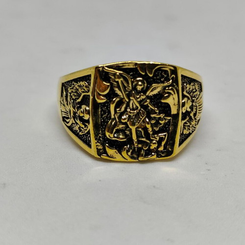 Men's Archangel Michael Ring like new, gold plated metal, size 12