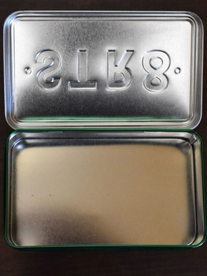 Green tin box like new