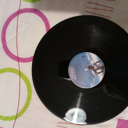 Quiet Riot 1988 vinyl record like new, Greek edition, rock
