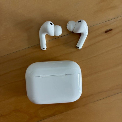 Bluetooth earbuds with charging case