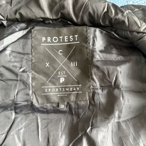 Protest Vest men's used black size M polyester