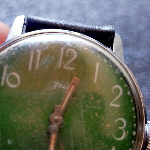 Mechanical wristwatch used, works