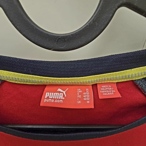 Puma windbreaker size M like new, black and red