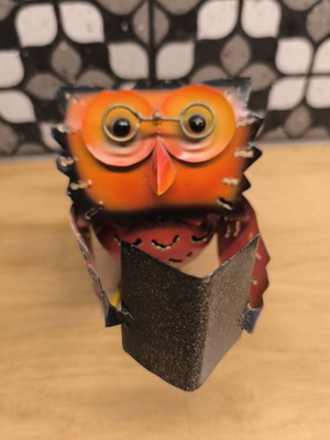 Metal decorative owl like new