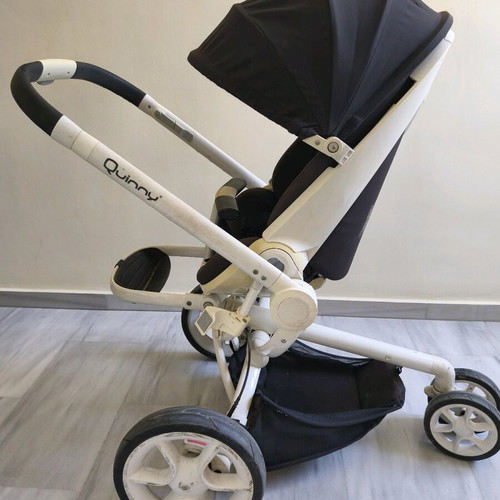 Quinny stroller like new, modern with anti-slip material