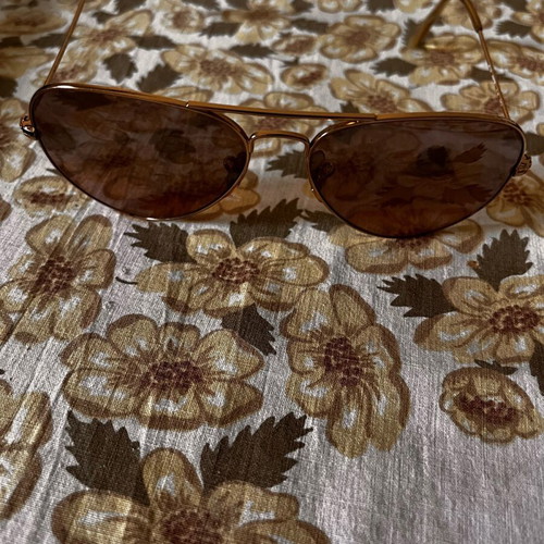 Ray Ban RB Aviator unisex sunglasses like new, beige
