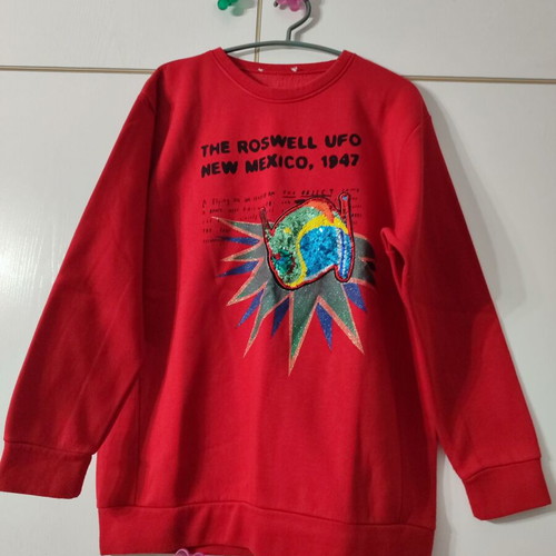 Red sweatshirt size One Size, like new