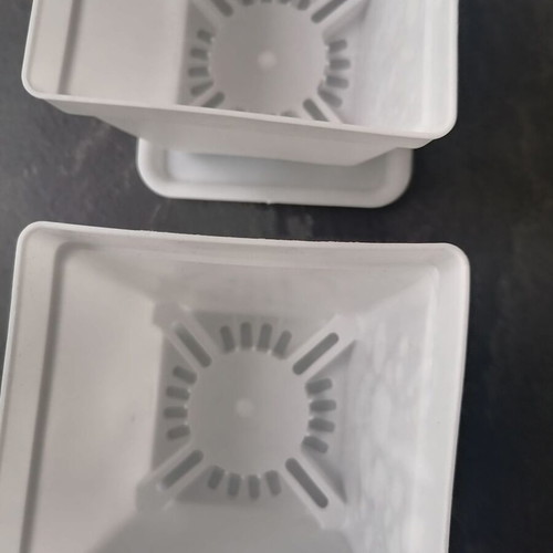 Set of 3 small flower pots new, plastic with drainage holes