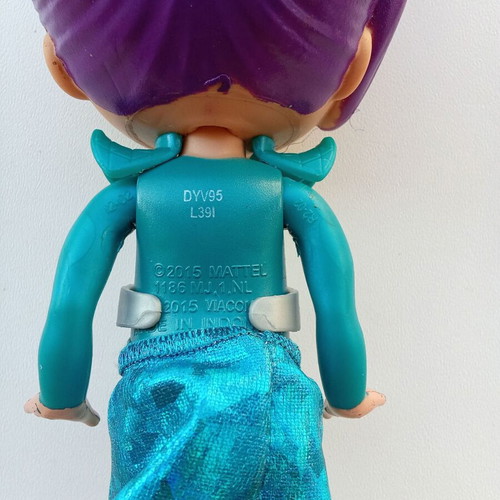 Zeta doll from Shimmer and Shine used