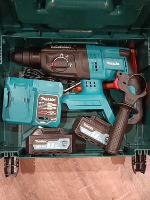 Makita акумулаторен перфоратор с 2 батерии и куфар